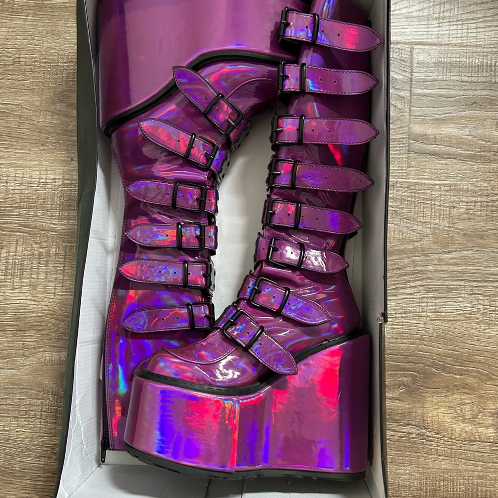 Demonia Swing-815 Purple